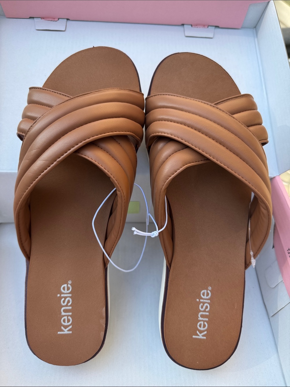 NWT. Kenzie Cognac Quilted Crossband Slide Sandals